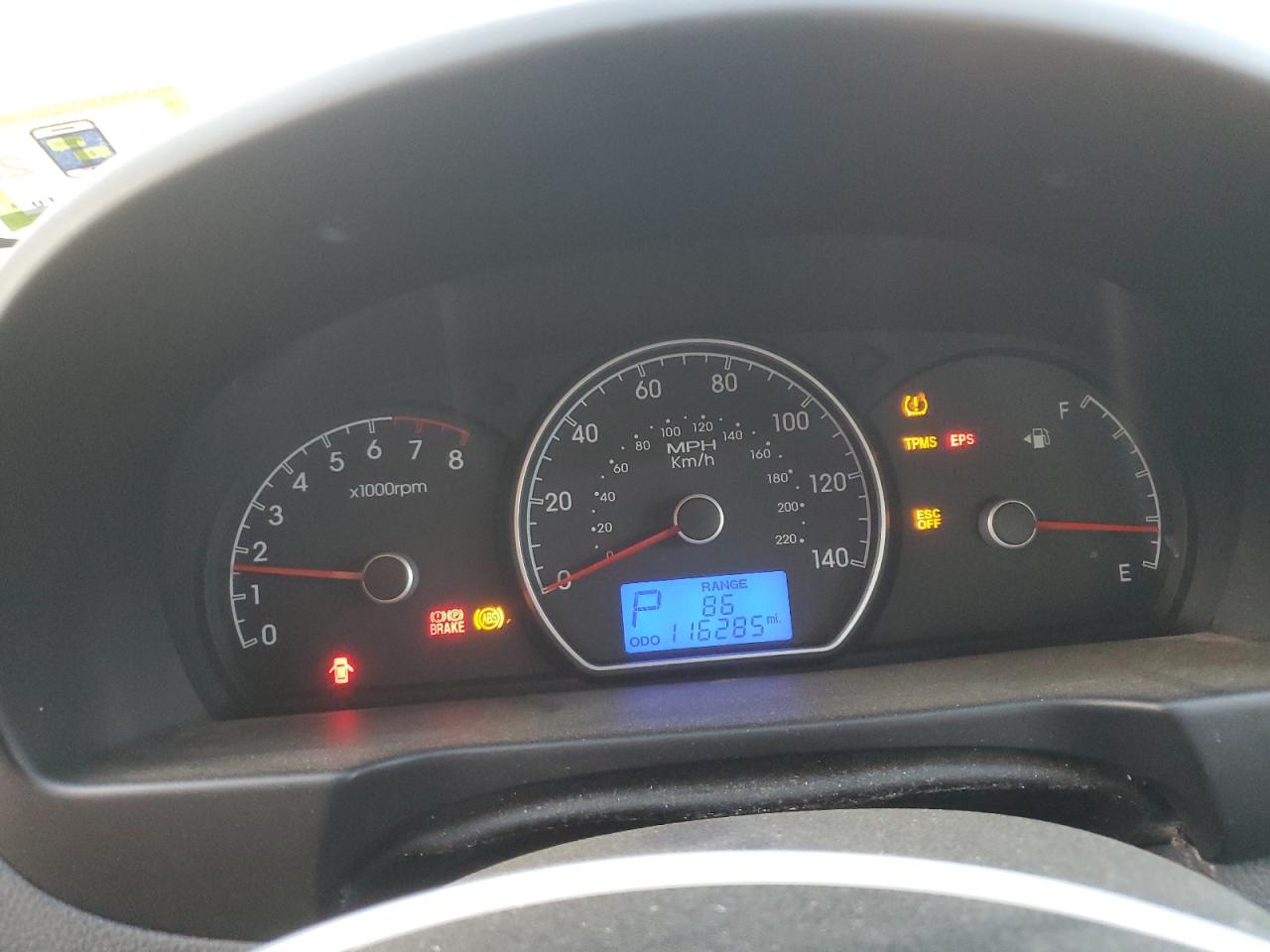 2010 Hyundai Elantra - Image 9