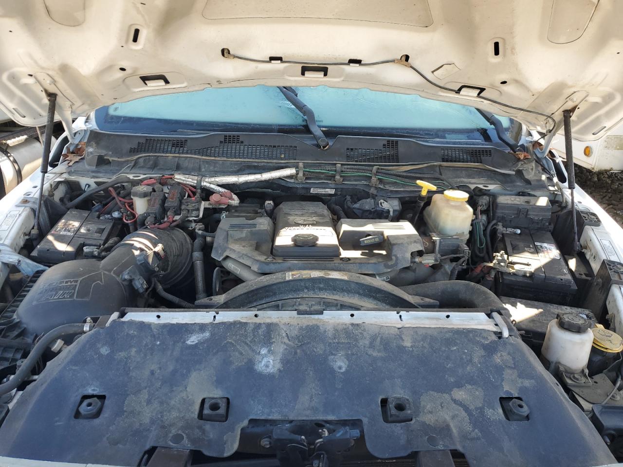 2016 RAM 5500 - Image 12