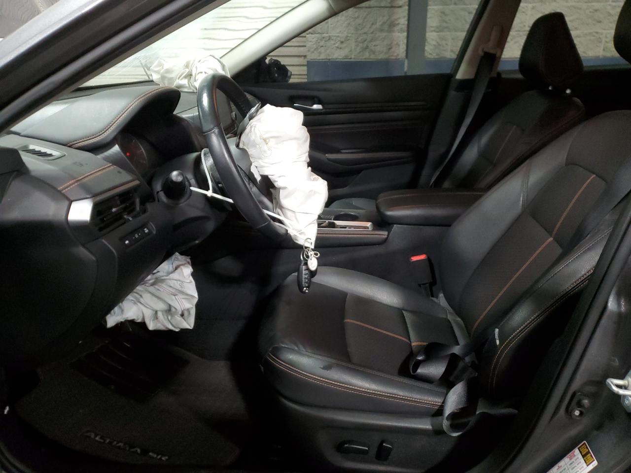 2021 Nissan Altima - Image 7