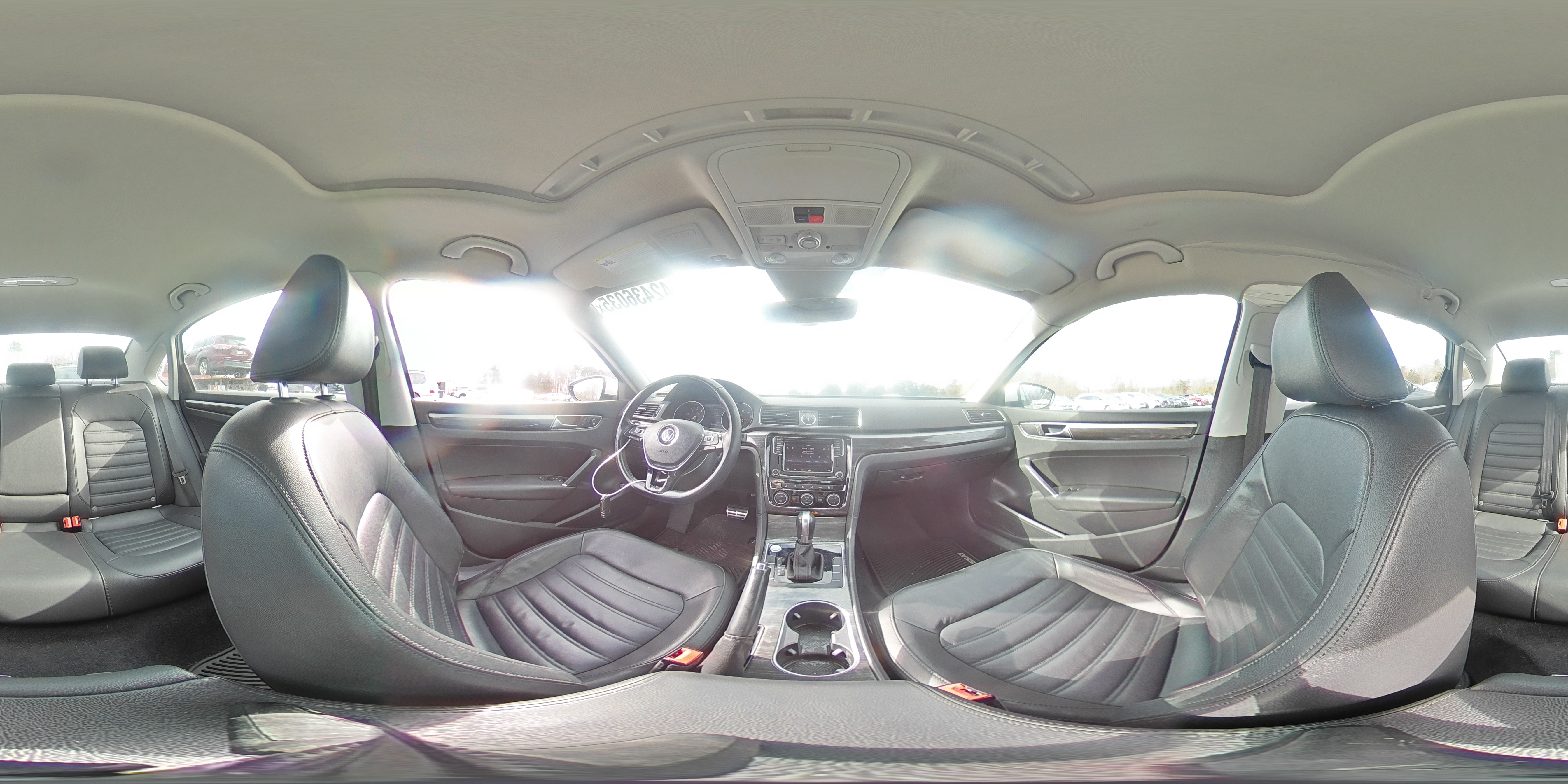 2017 Volkswagen Passat - Image 13
