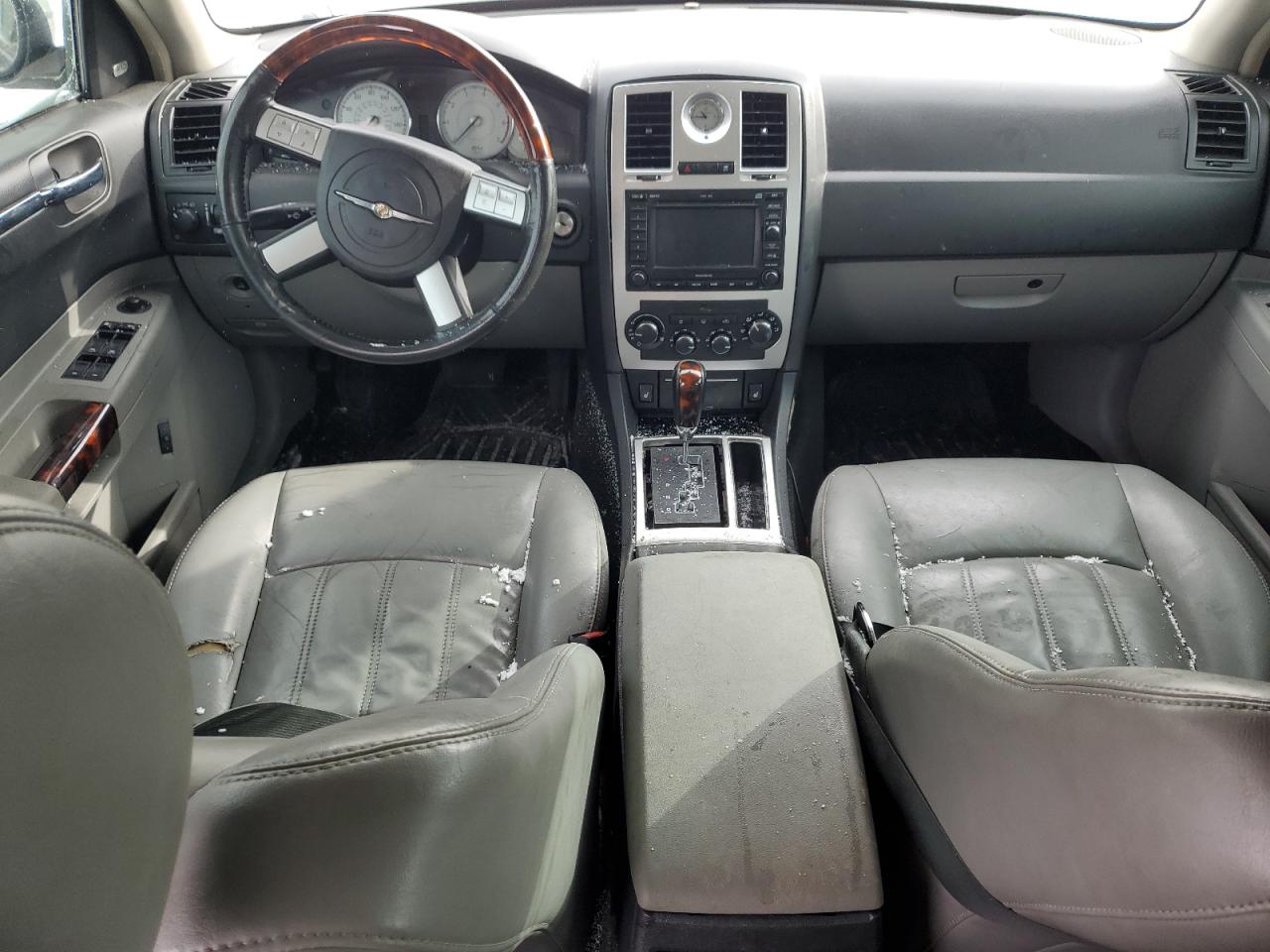 2006 Chrysler 300 - Image 8