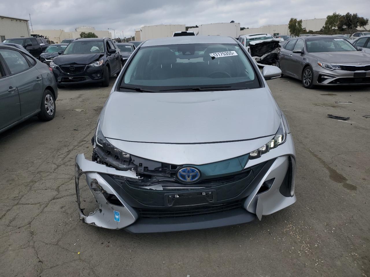 2019 Toyota Prius - Image 5