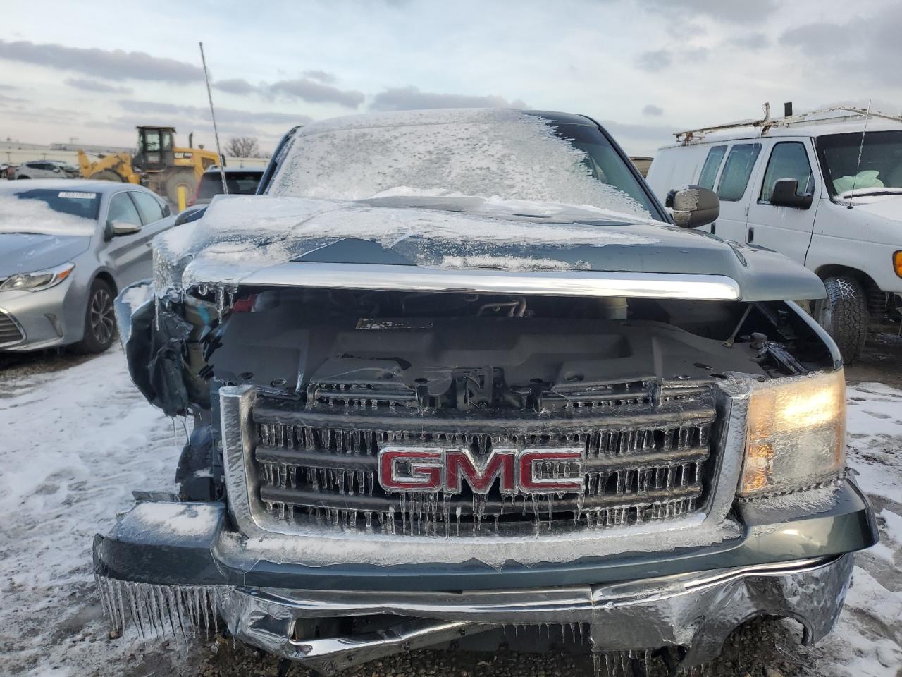 2010 GMC Sierra - Image 5