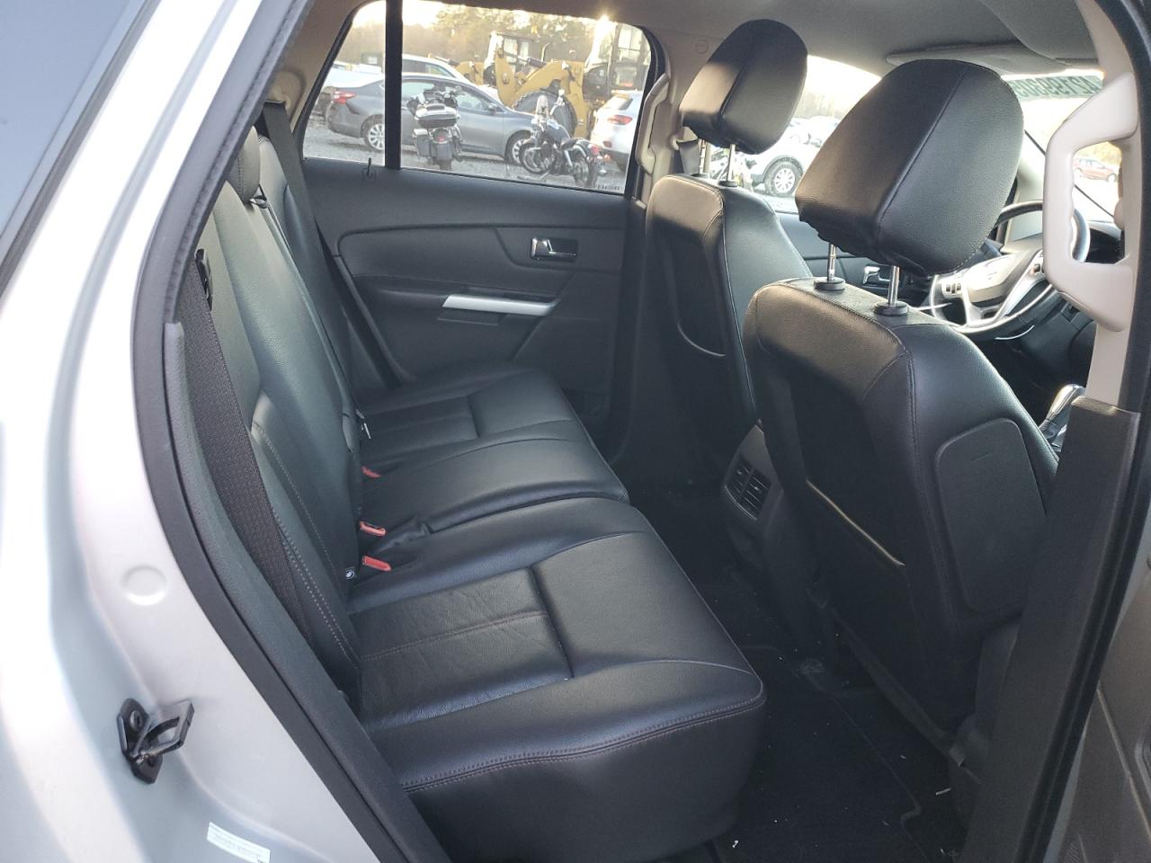 2014 Ford Edge - Image 12