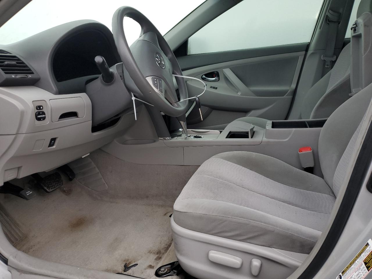 2010 Toyota Camry - Image 7