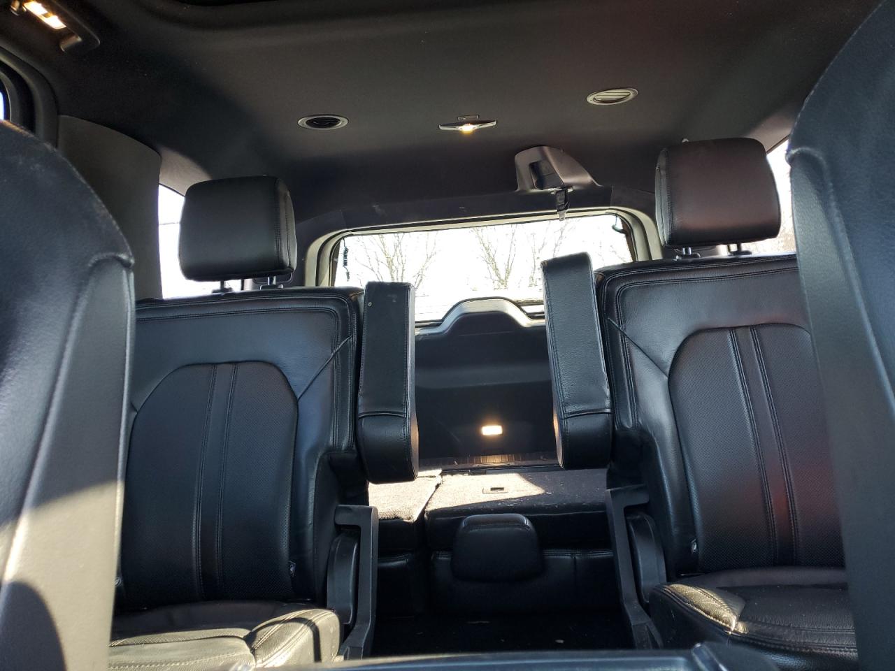 2018 Ford Expedition - Image 10