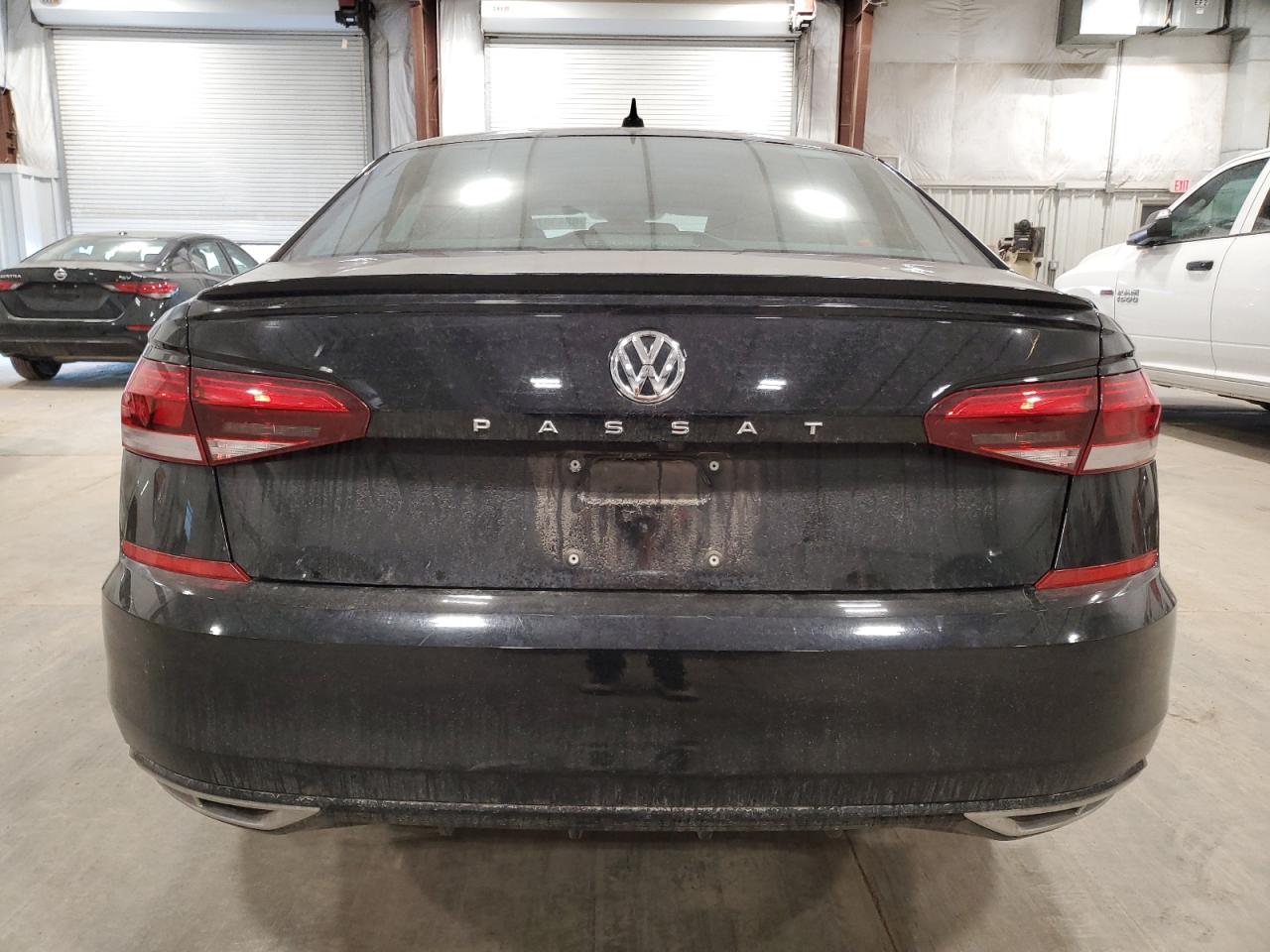 2020 Volkswagen Passat - Image 6