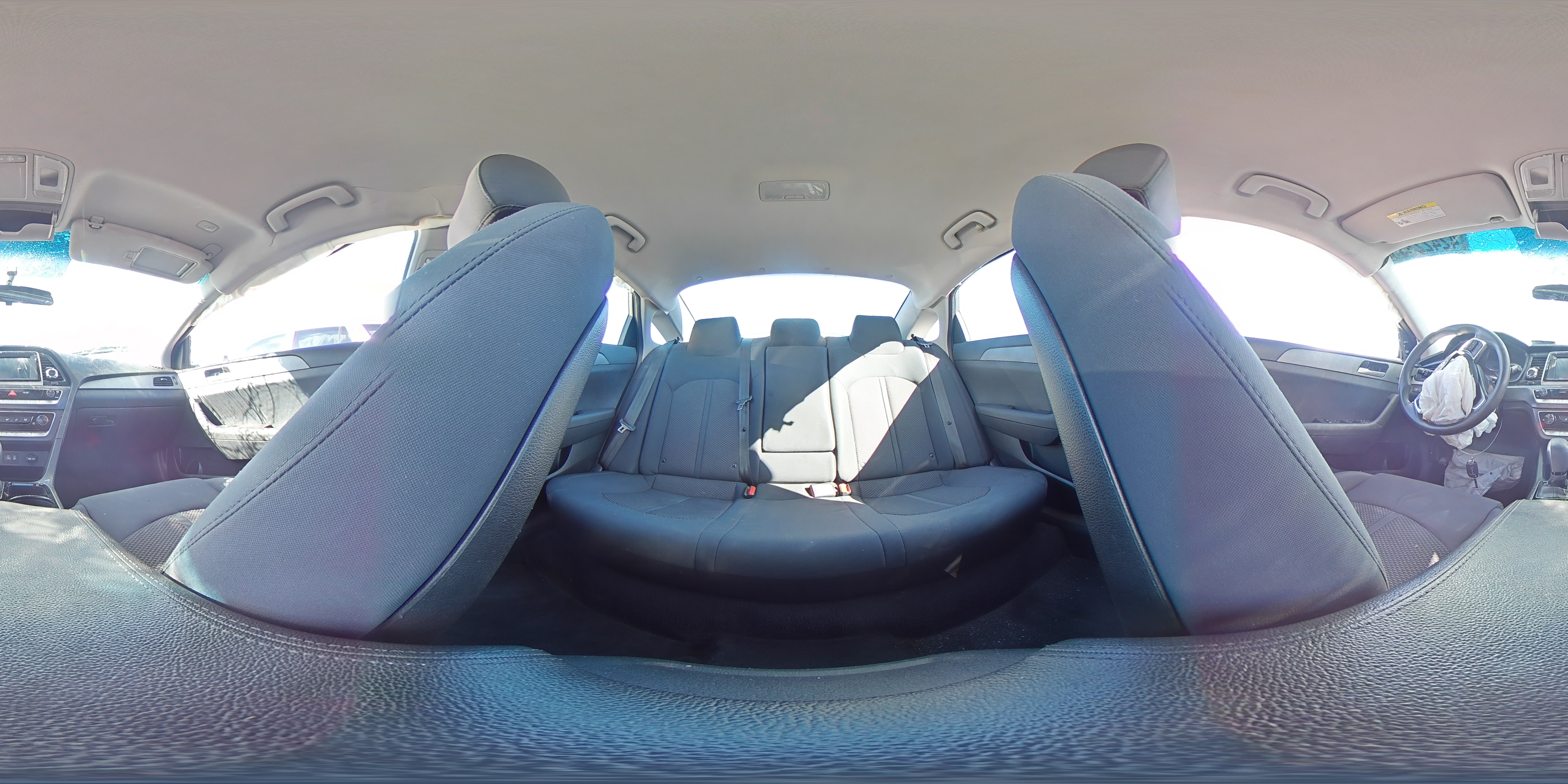 2018 Hyundai Sonata - Image 13