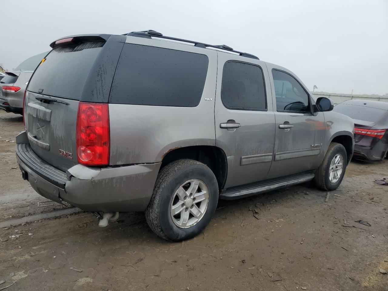 2009 GMC Yukon - Image 3