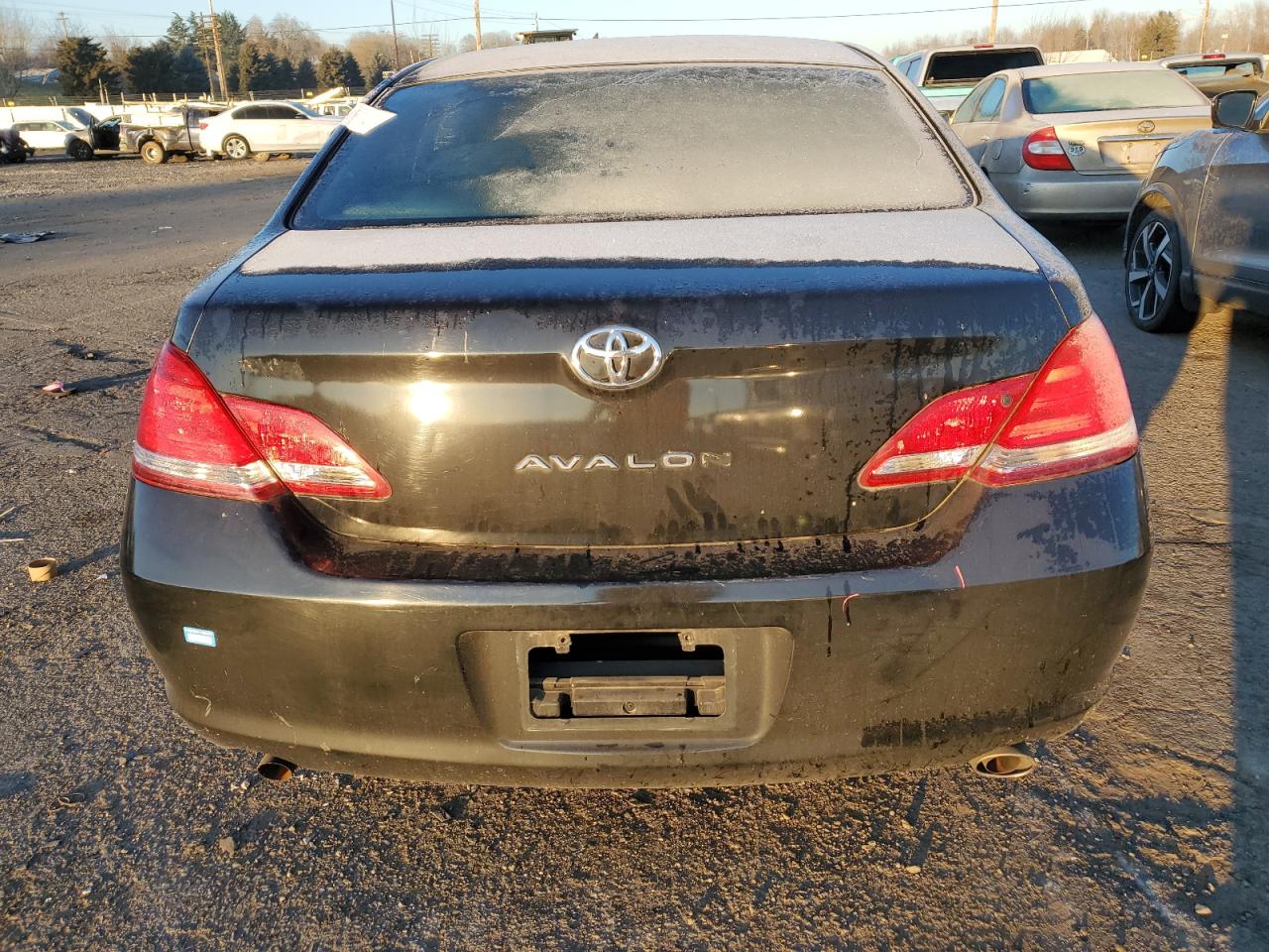 2007 Toyota Avalon - Image 6
