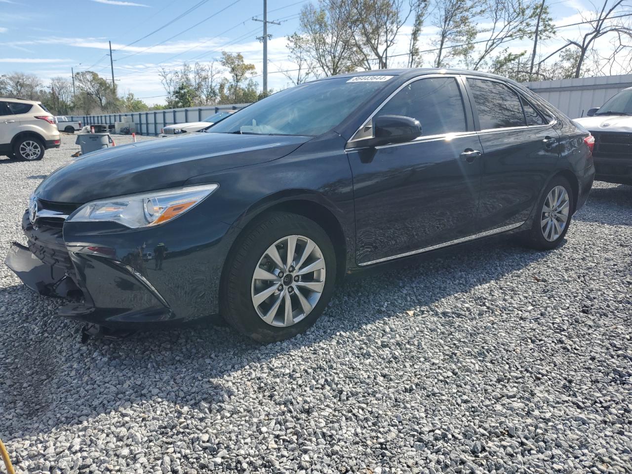 4T1BF1FK7HU422143 2017 TOYOTA CAMRY - Image 1