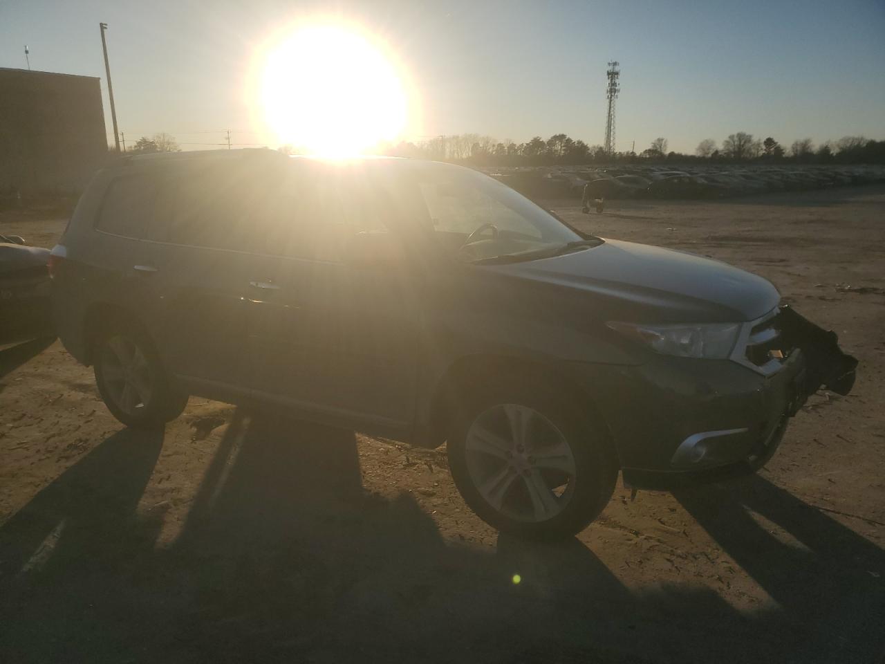 2011 Toyota Highlander - Image 4