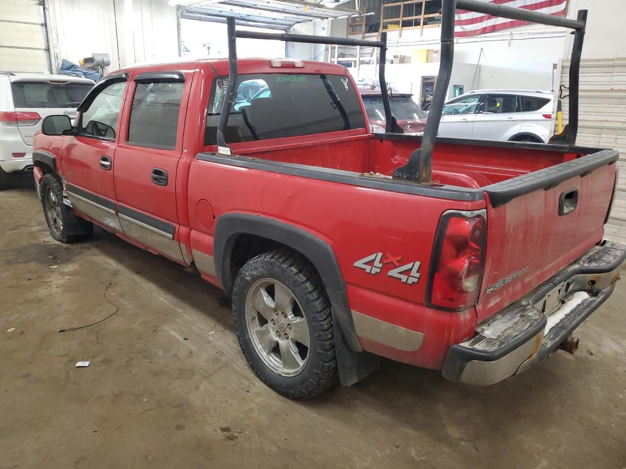 2007 Chevrolet Silverado - Image 2