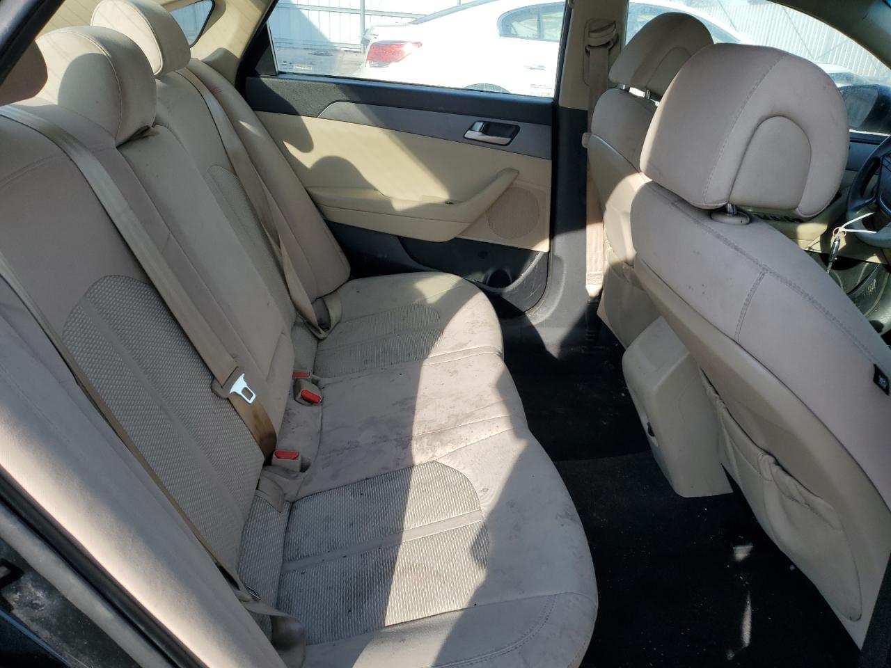 2016 Hyundai Sonata - Image 10