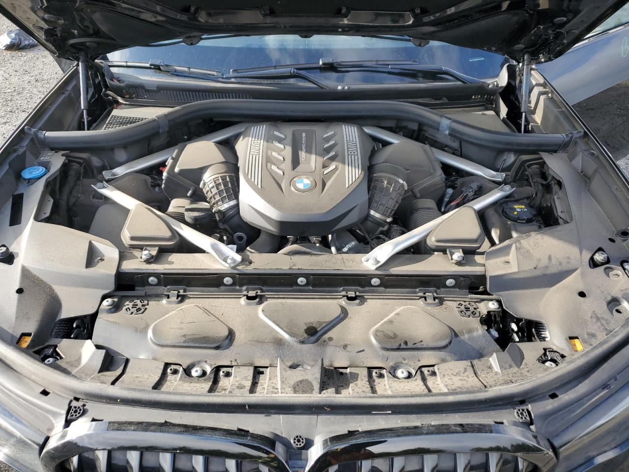 2022 BMW X7 - Image 12