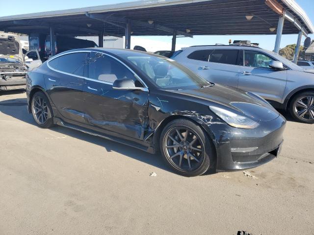  TESLA MODEL 3 2018 Черный