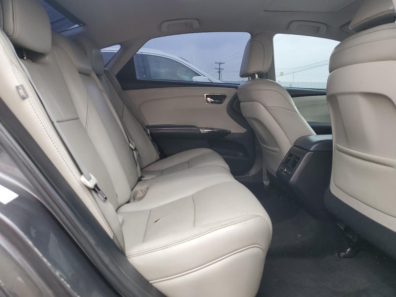 2015 Toyota Avalon - Image 10