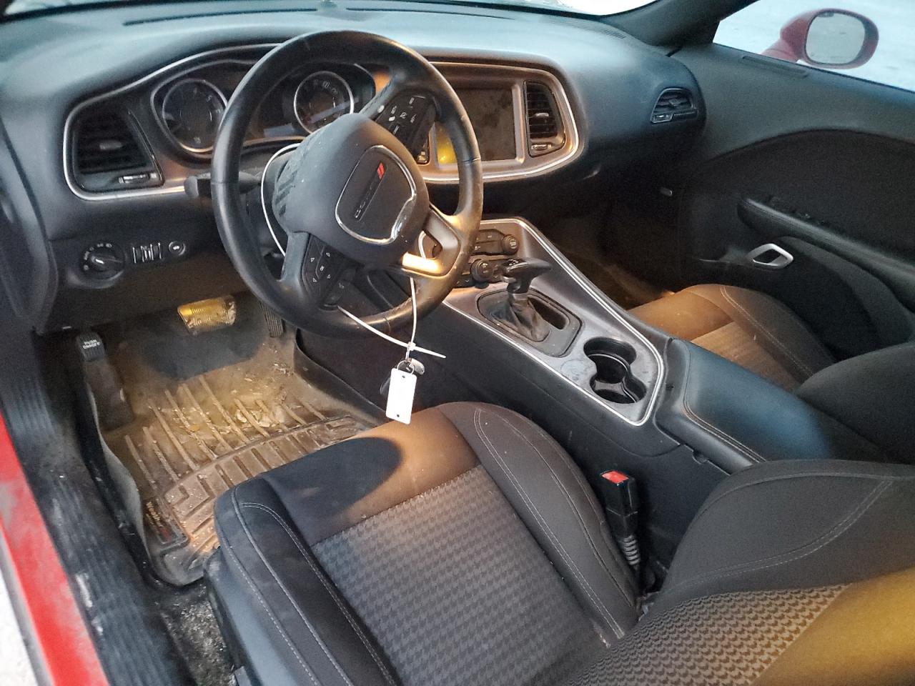 2016 Dodge Challenger - Image 8