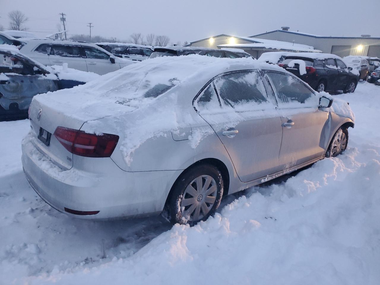 2016 Volkswagen Jetta - Image 3