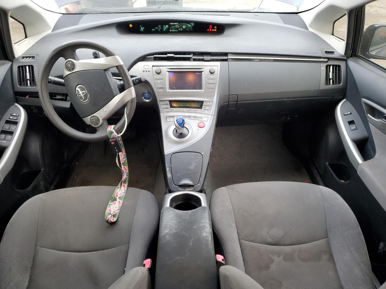 2013 Toyota Prius - Image 8