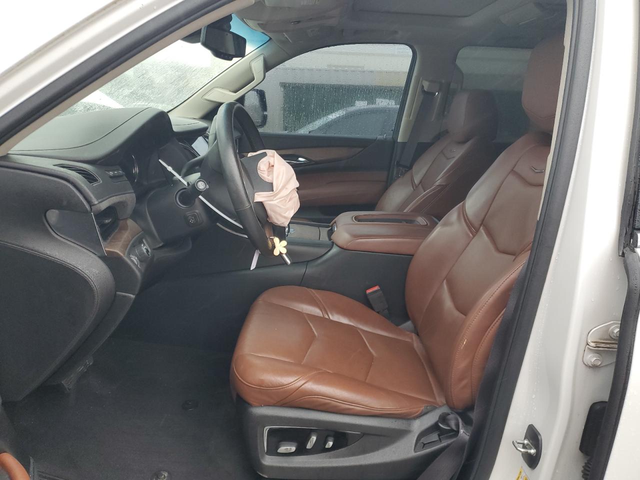 2016 Cadillac Escalade - Image 7