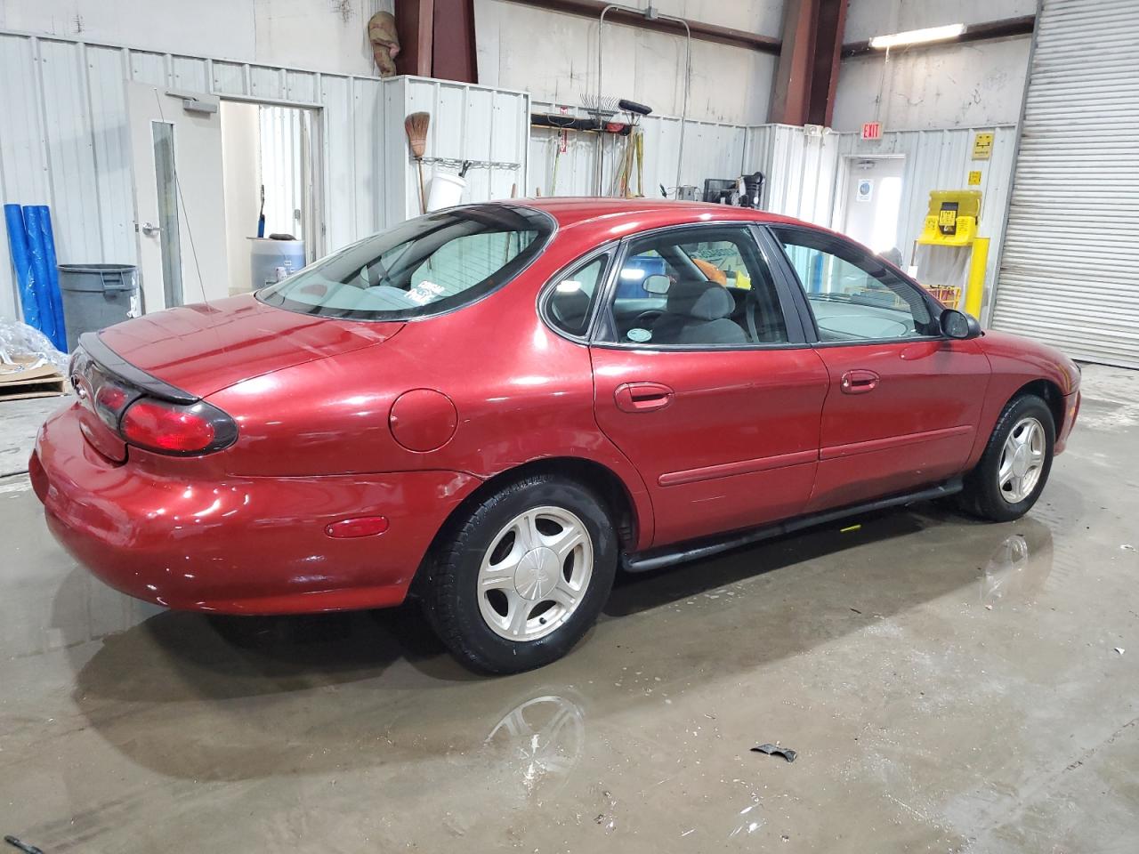 1999 Ford Taurus - Image 3