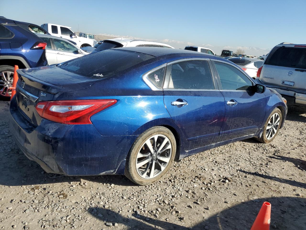 2016 Nissan Altima - Image 3