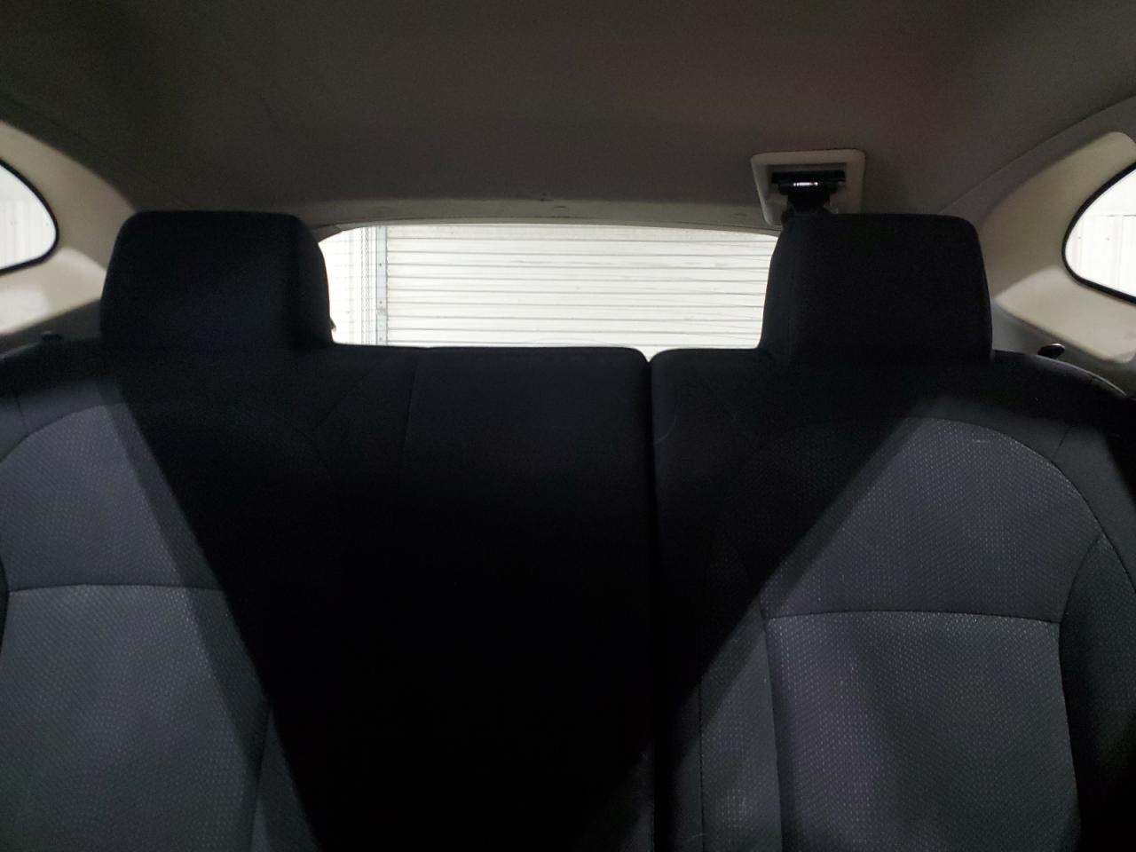 2015 Nissan Rogue - Image 10