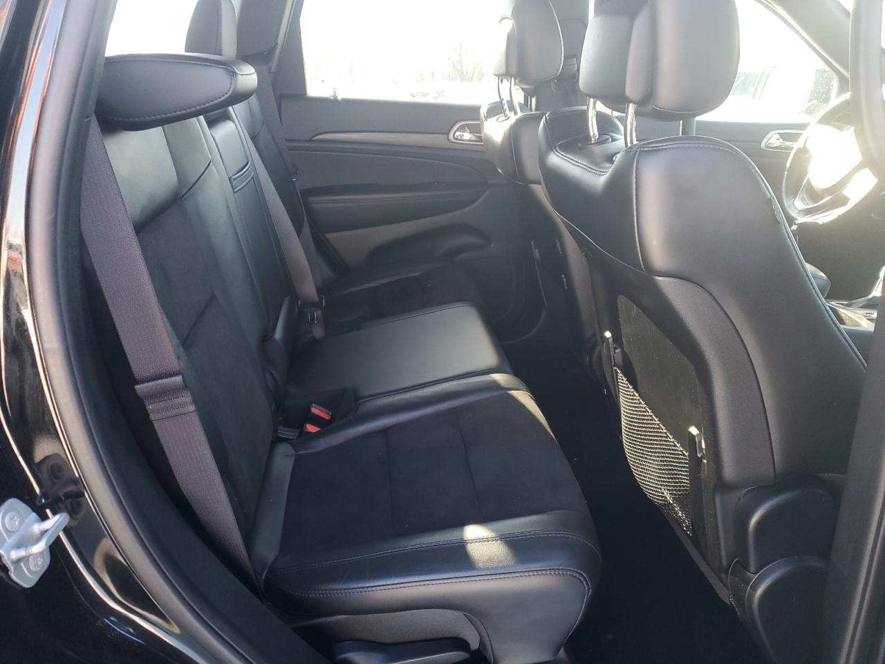 2020 Jeep Grand Cherokee - Image 11