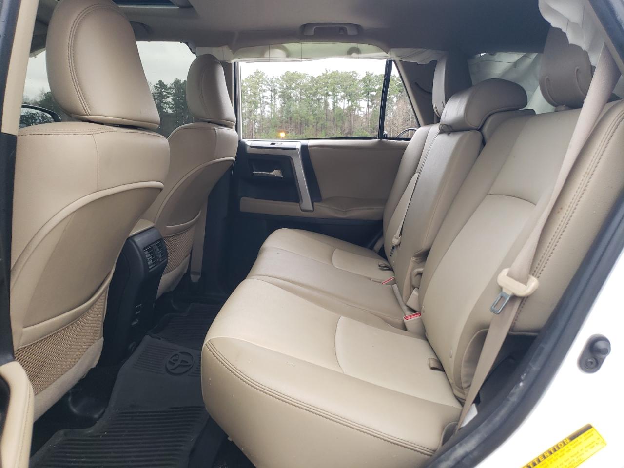 2018 Toyota 4Runner - Image 11