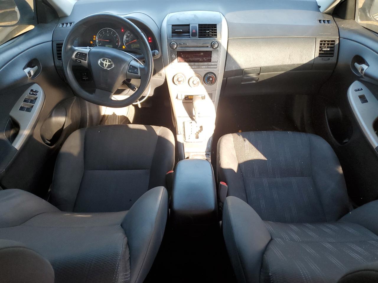 2011 Toyota Corolla - Image 8