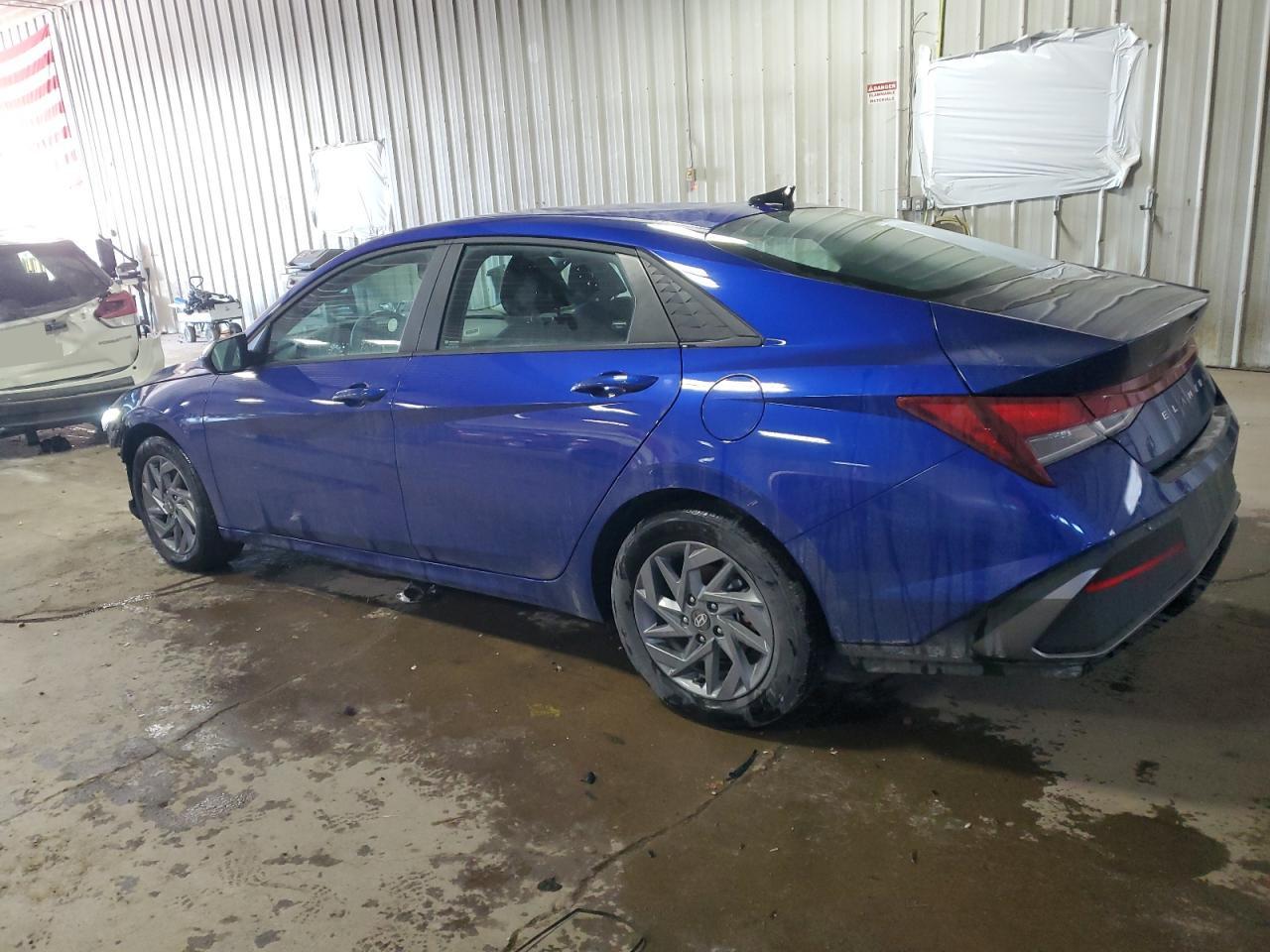 2024 Hyundai Elantra - Image 2