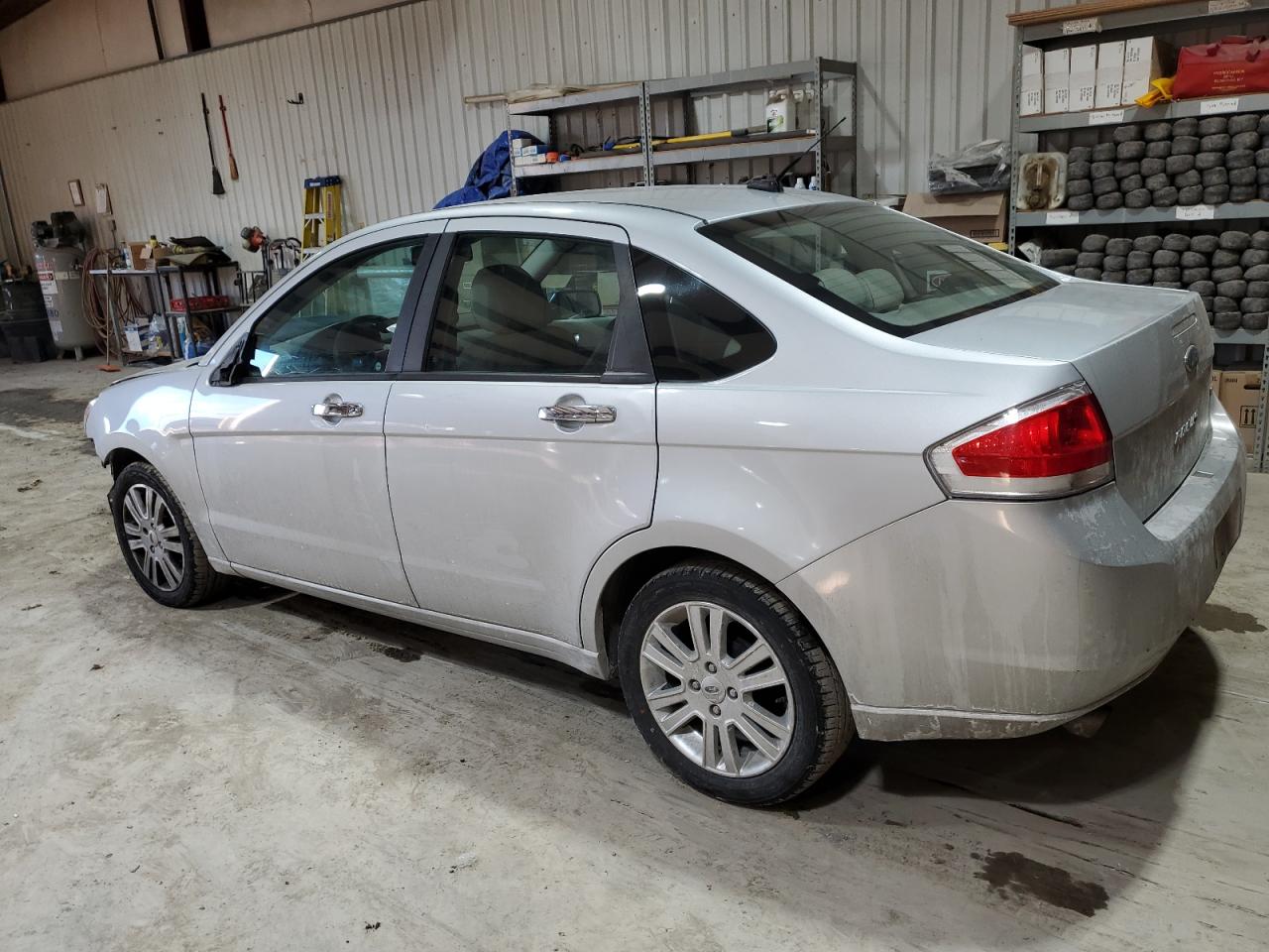 2011 Ford Focus - Image 2