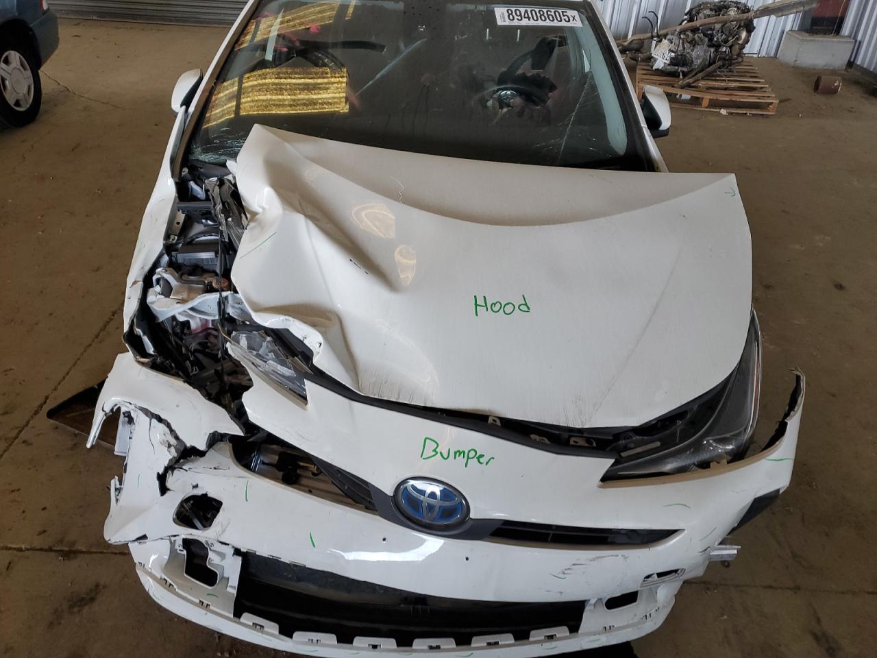 2022 Toyota Prius - Image 11