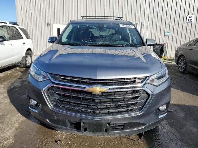  CHEVROLET TRAVERSE 2018 Srebrny