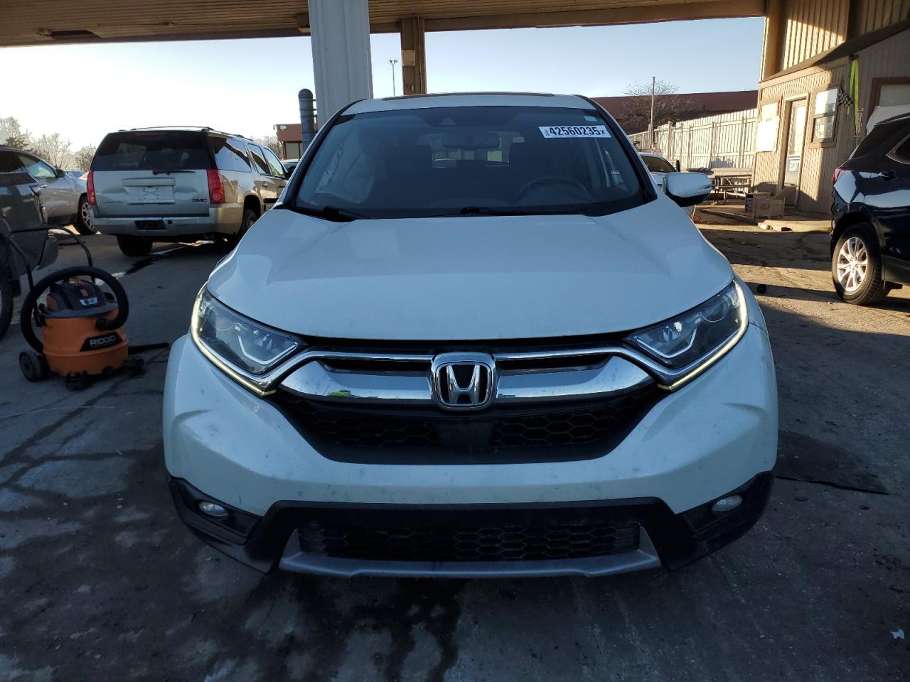 2017 Honda CR-V - Image 5