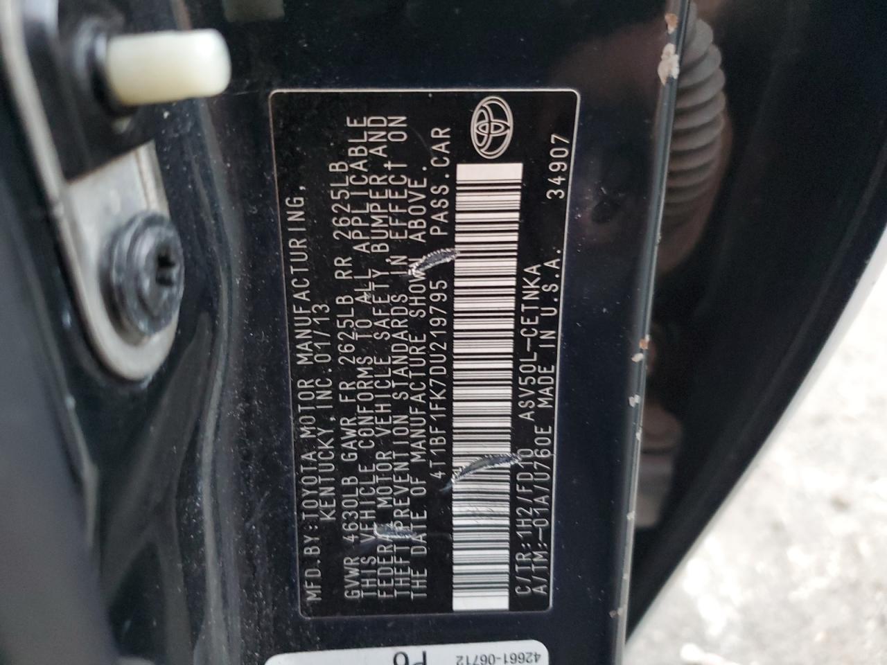 2013 Toyota Camry - Image 12