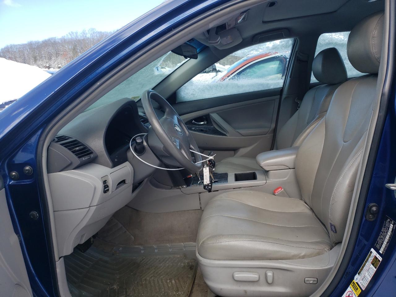 2009 Toyota Camry - Image 7