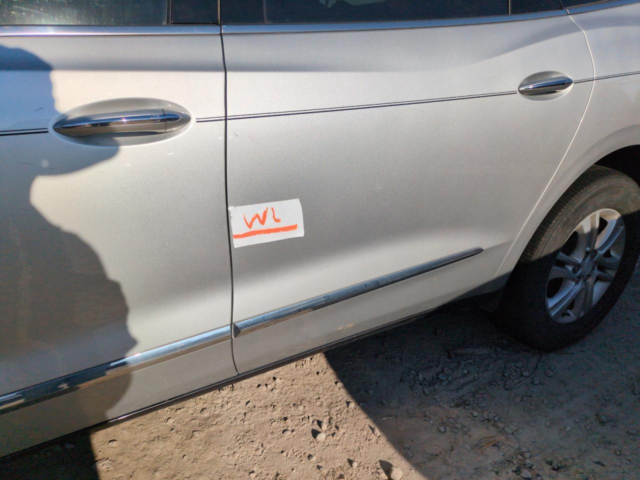 2018 Buick Enclave Essence VIN: 5GAERBKW8JJ258627 Lot: 42537755