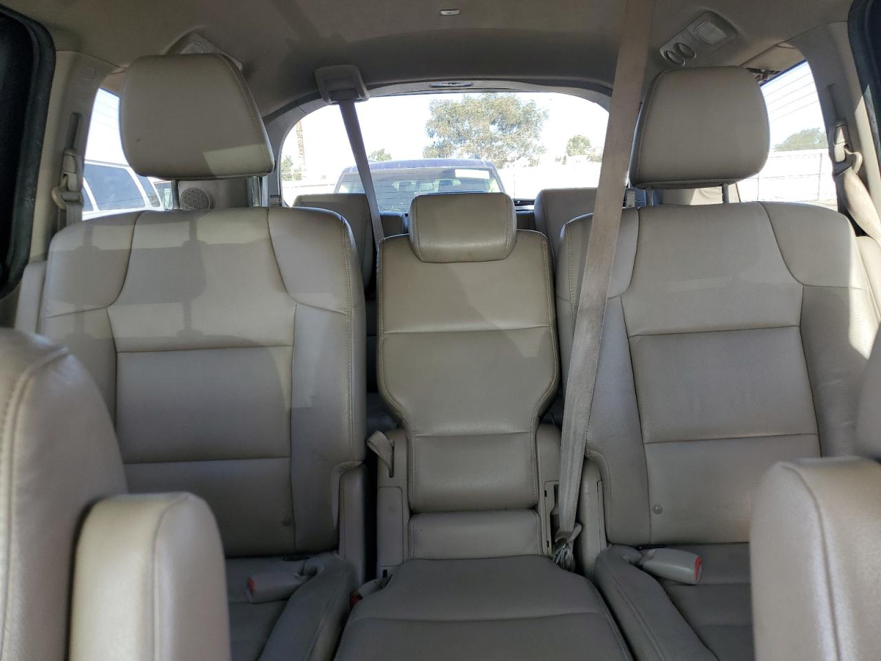 2014 Honda Odyssey - Image 10