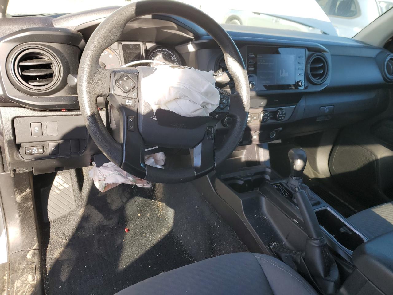 2020 Toyota Tacoma - Image 8