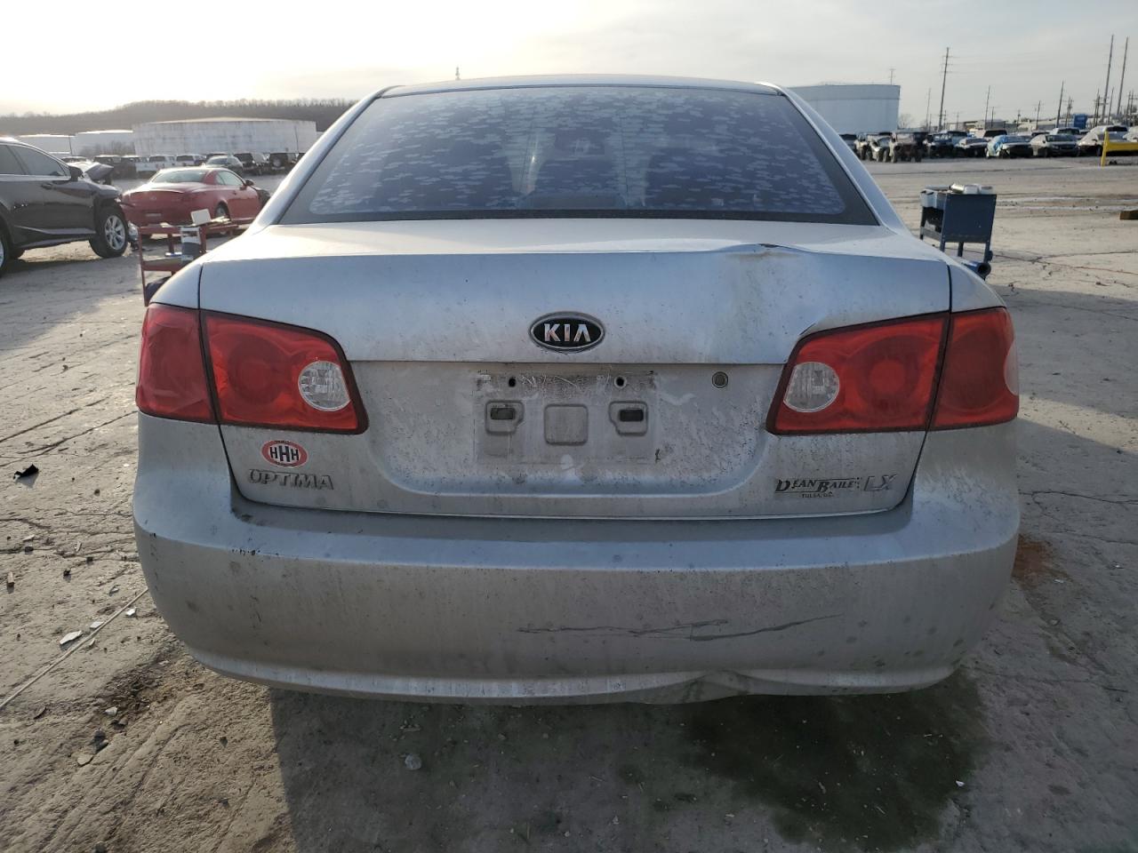 2008 Kia Optima Lx VIN: KNAGE123X85241976 Lot: 42587905