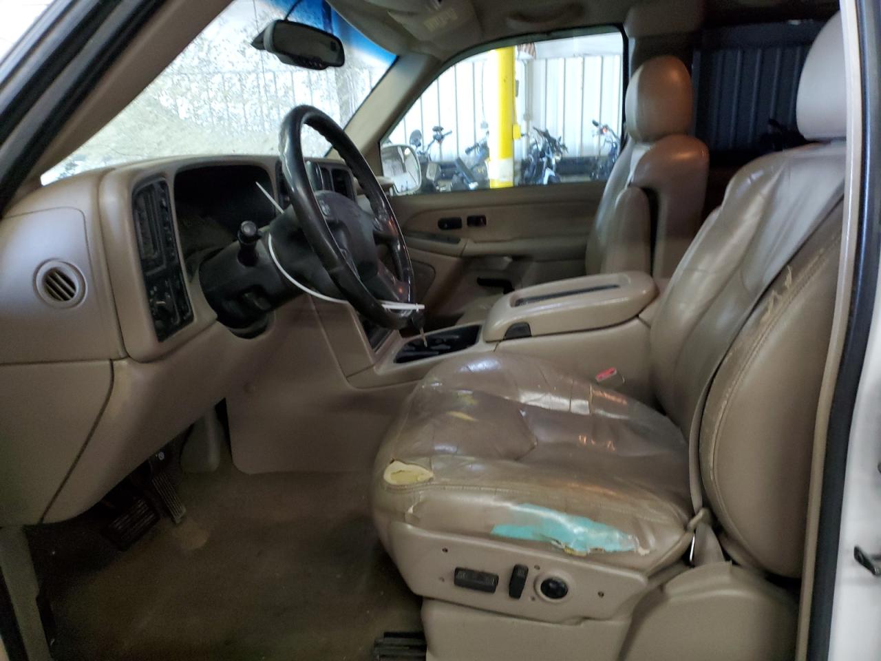2003 Chevrolet Silverado - Image 7