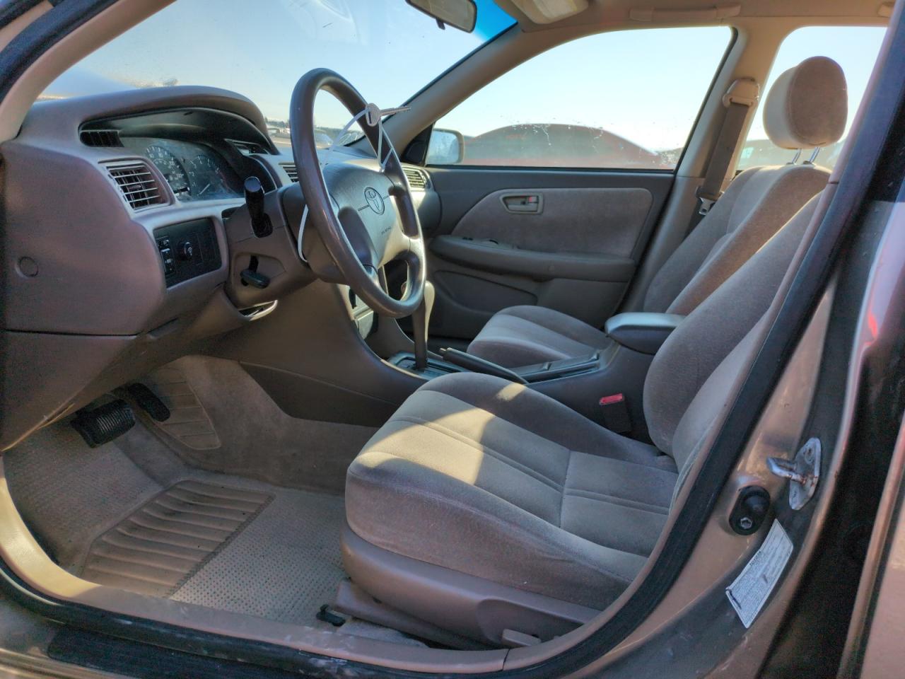 1999 Toyota Camry - Image 7