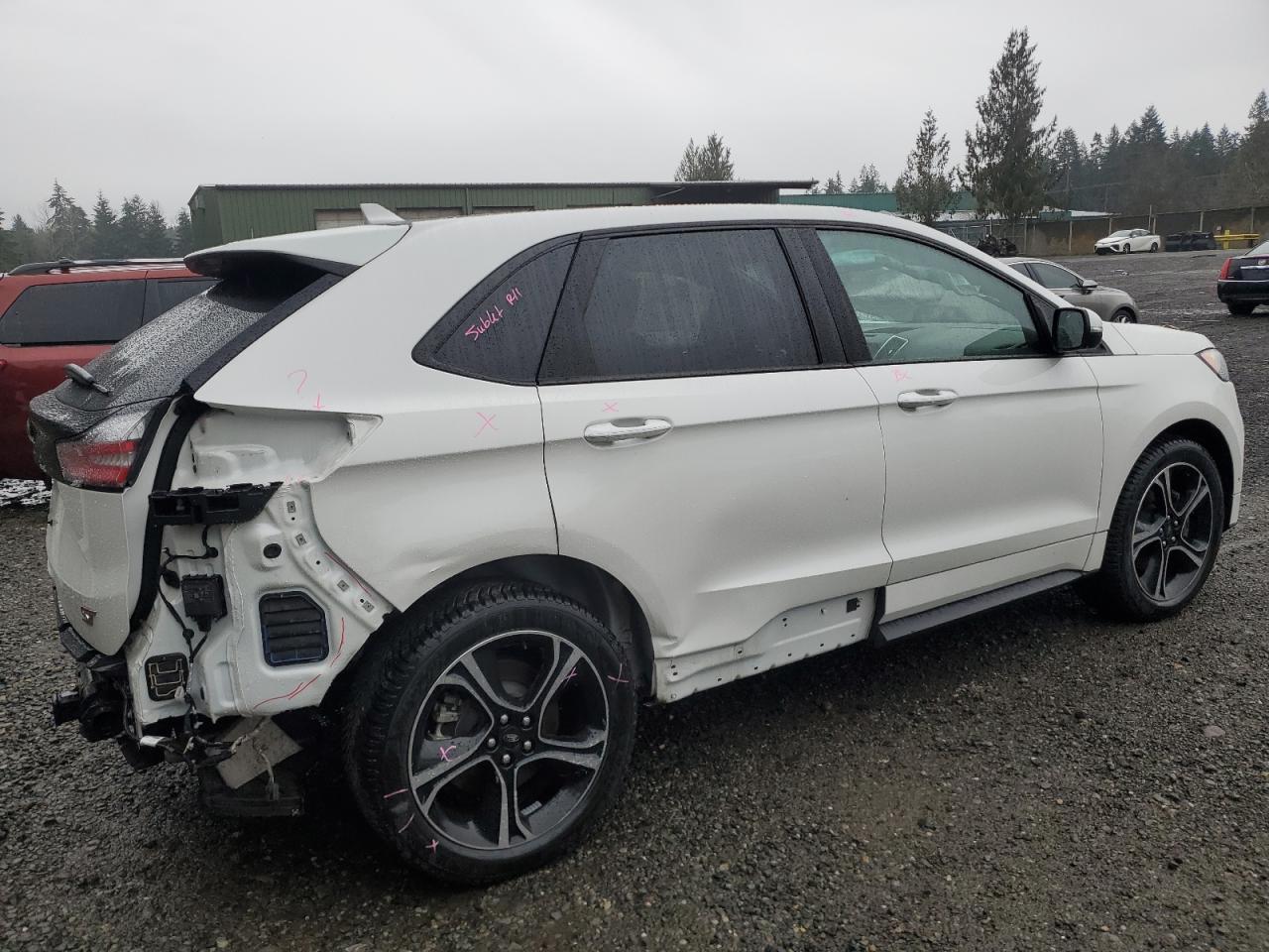 VIN 2FMPK4AP7LBA14472 2020 FORD EDGE no.3