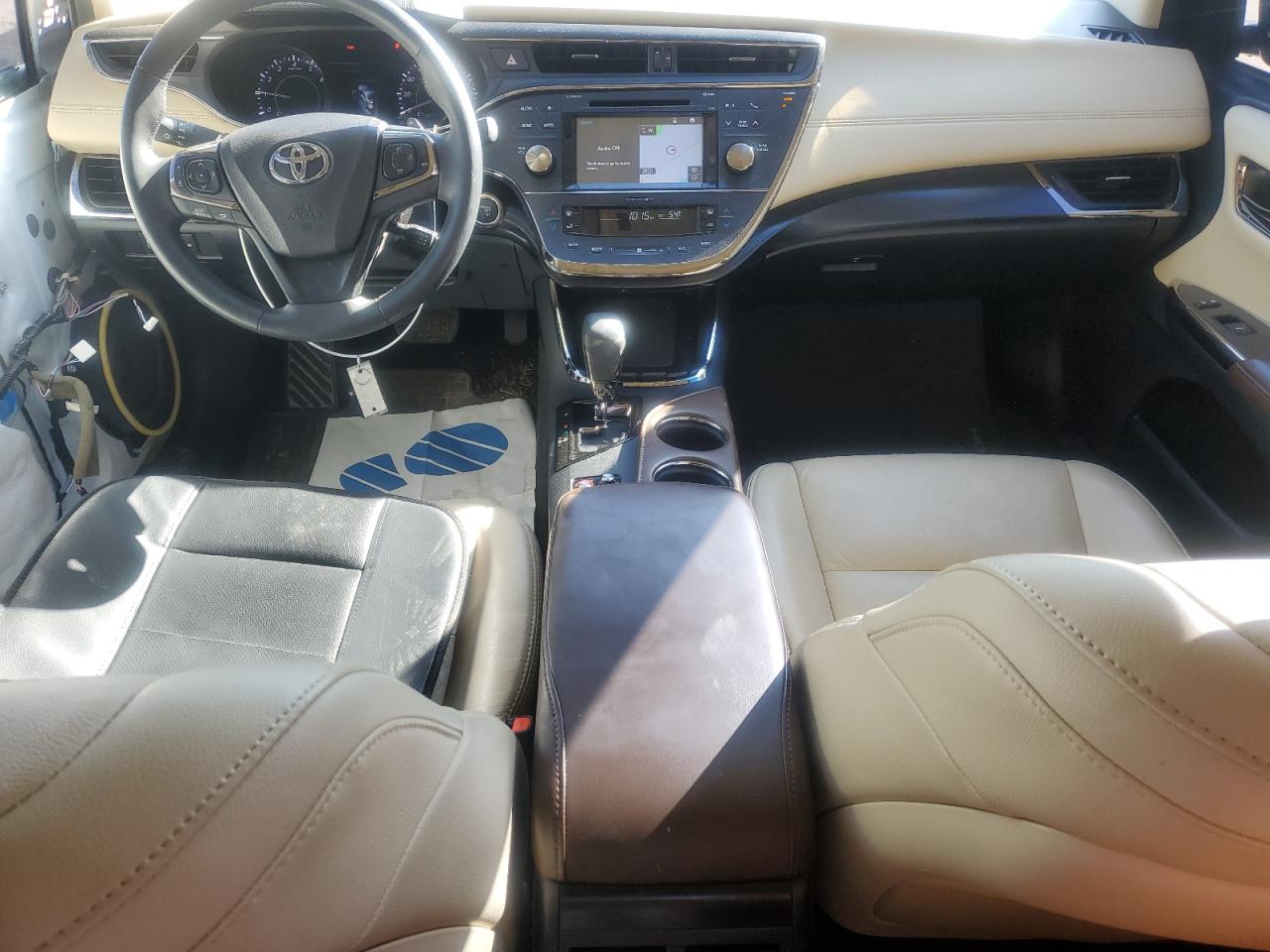 2016 Toyota Avalon - Image 8