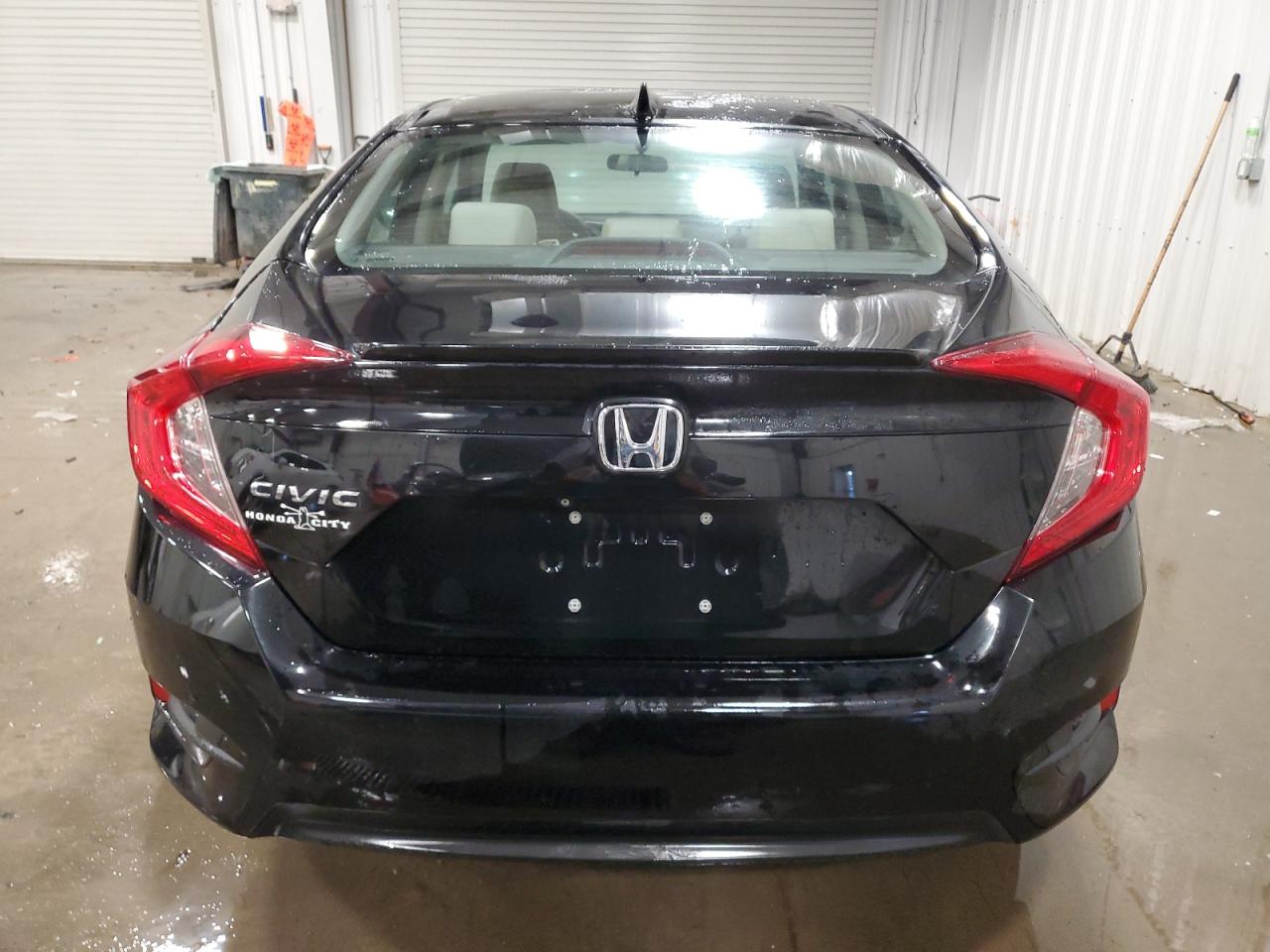 2017 Honda Civic - Image 6