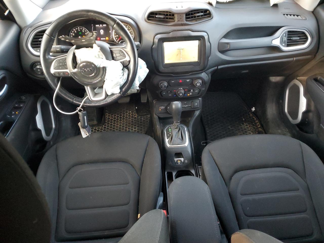 2018 Jeep Renegade - Image 8