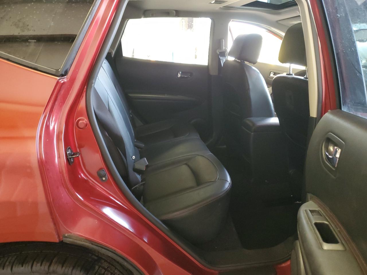 2012 Nissan Rogue - Image 11