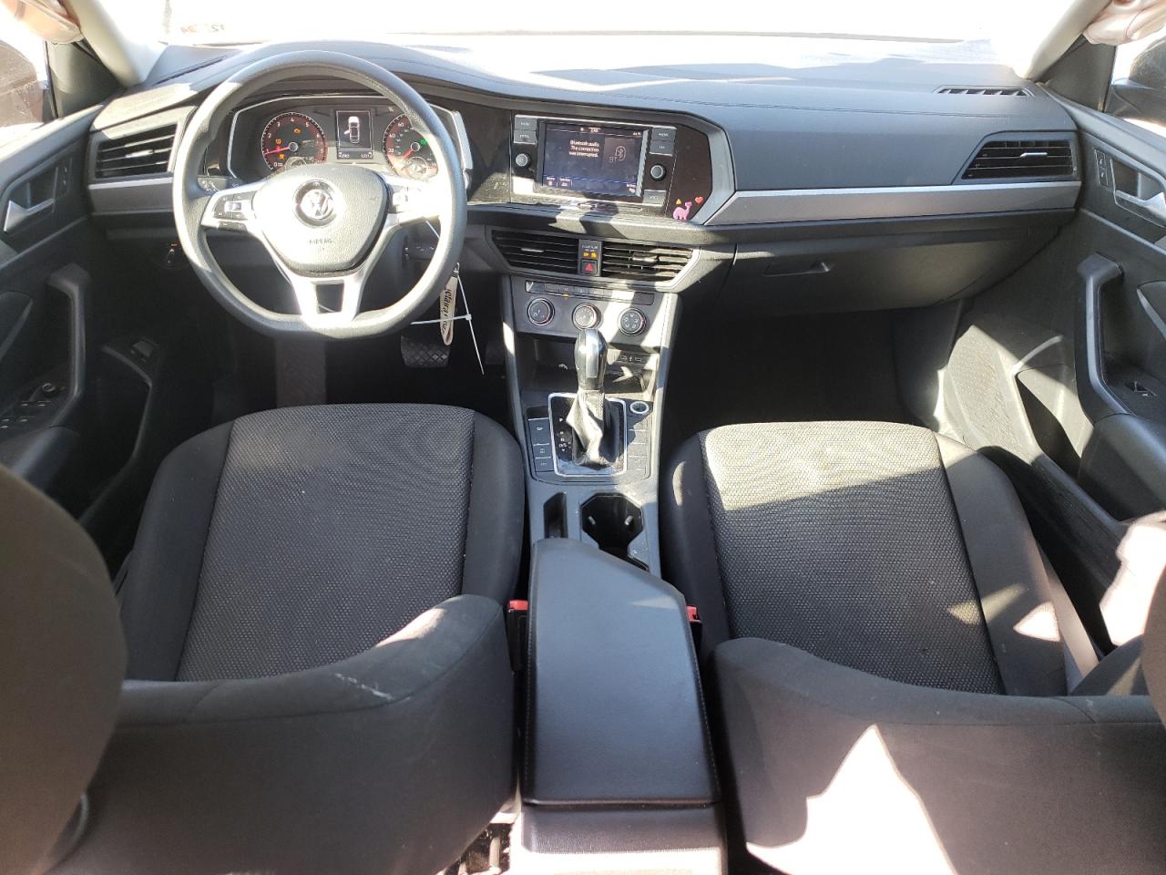 2021 Volkswagen Jetta - Image 8